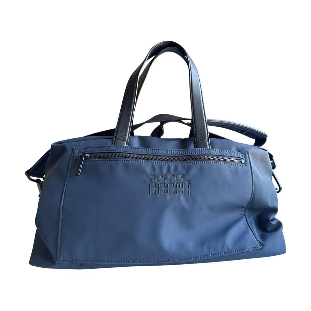 AWAY Tick Tick Boom Travel Duffel Bag in Navy & Black Vacation Durable Large
